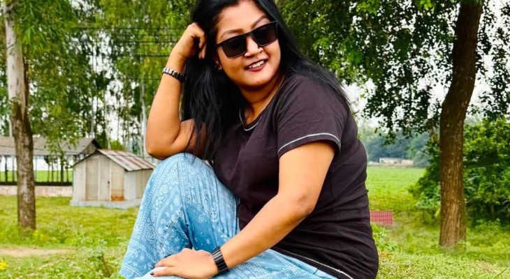 স্টেজ শো’তে অনবদ্য শারমিন কেয়া